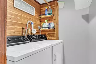 104 Broadway, Malverne, NY 11565 - Photo 18