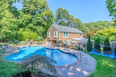 6 Edgewood Avenue, Port Jefferson, NY 11777 - Photo 2
