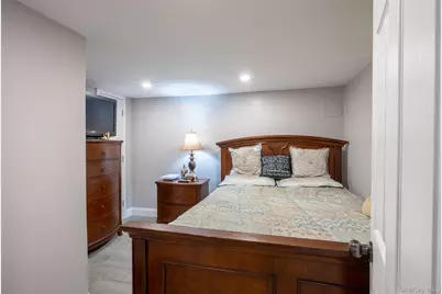 6 Edgewood Avenue, Port Jefferson, NY 11777 - Photo 32