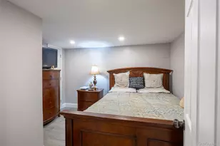 6 Edgewood Ave, Port Jefferson, NY 11777 - Photo 32