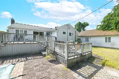 105 Roxton Road, Plainview, NY 11803 - Photo 26