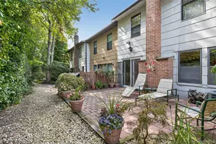 12 Hampton Way, Woodbury, NY 11797 - Photo 10