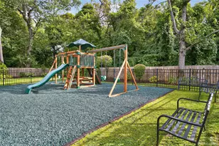 12 Hampton Way, Woodbury, NY 11797 - Photo 22