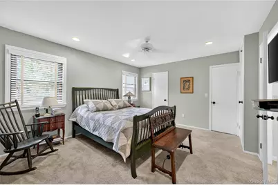 12 Hampton Way, Woodbury, NY 11797 - Photo 16