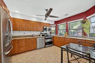 12 Hampton Way, Woodbury, NY 11797 - Photo 2