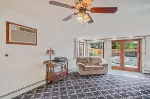 14 Garden Ct, Bay Shore, NY 11706 - Photo 12