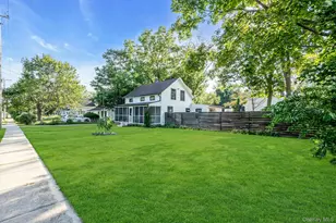 172 Lincoln Ave, Sayville, NY 11782 - Photo 2