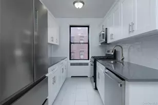 2685 Creston Ave, Bronx, NY 10468 - Photo 4