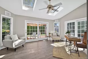 11 Foster Ln, Westbury, NY 11590 - Photo 14