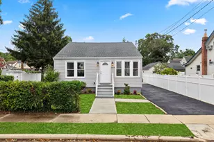 549 Emerson Ave, Baldwin, NY 11510 - Photo 2