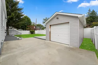 549 Emerson Avenue, Baldwin, NY 11510 - Photo 26