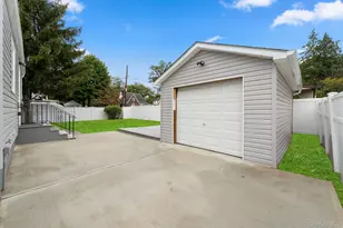 549 Emerson Ave, Baldwin, NY 11510 - Photo 26