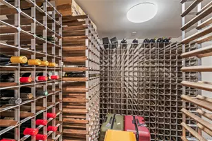 154 Hidden Ridge Dr, Syosset, NY 11791 - Photo 22