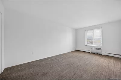 135 Post Avenue #5T, Westbury, NY 11590 - Photo 20