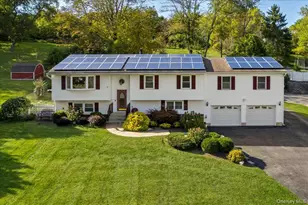 56 Daley Rd, Poughkeepsie, NY 12603 - Photo 2