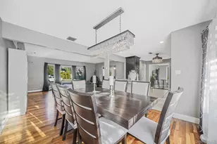 11 Susan Ct, Deer Park, NY 11729 - Photo 8