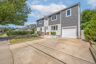 203 N Manhattan Ave, Massapequa, NY 11758 - Photo 2