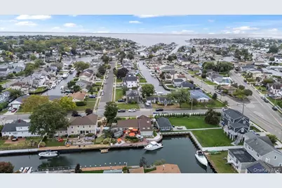 5 Canal Road, Massapequa, NY 11758 - Photo 32