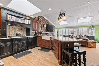 5 Canal Road, Massapequa, NY 11758 - Photo 14