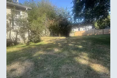 77 Diana Drive, Mastic Beach, NY 11951 - Photo 16