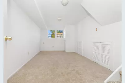 270 Pembrook Drive, Yonkers, NY 10710 - Photo 20