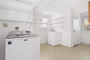 270 Pembrook Dr, Yonkers, NY 10710 - Photo 22