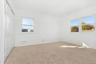 270 Pembrook Dr, Yonkers, NY 10710 - Photo 16