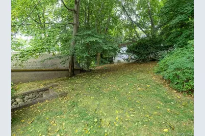 6 4th Road, Great Neck, NY 11021 - Photo 26