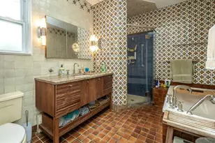 6 4th Rd, Great Neck, NY 11021 - Photo 20