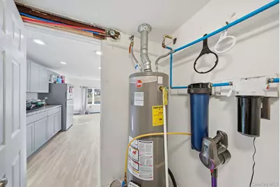 4 Old Road, Cuddebackville, NY 12729 - Photo 12