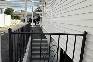 9 Grayston St, Westbury, NY 11590 - Photo 34