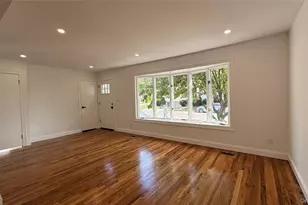 9 Grayston St, Westbury, NY 11590 - Photo 42