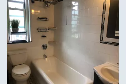 1470 Midland Avenue #3M, Bronxville, NY 10708 - Photo 10