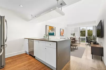 21-24 30 Avenue, Astoria, NY 11102 - Photo 2