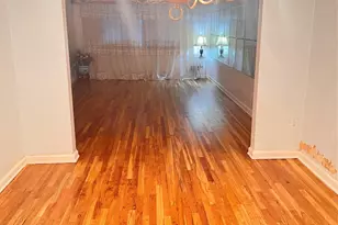 1047 E 217th St, Bronx, NY 10469 - Photo 8