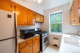 3720 Independence Ave, Bronx, NY 10463 - Photo 10