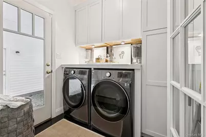 38 W Meadow Road, Setauket, NY 11733 - Photo 34