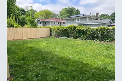 263 Siegel Street, Westbury, NY 11590 - Photo 8