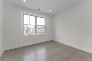 917 Greenfield Rd, Woodmere, NY 11598 - Photo 24