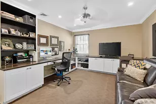 31 Louis Dr, Melville, NY 11747 - Photo 18