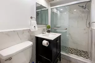 21 Canterbury Rd, Great Neck, NY 11021 - Photo 26