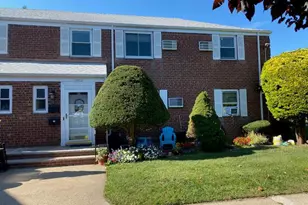 73-24 255th St, Glen Oaks, NY 11004 - Photo 2