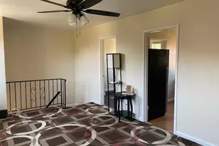 73-24 255th St, Glen Oaks, NY 11004 - Photo 4