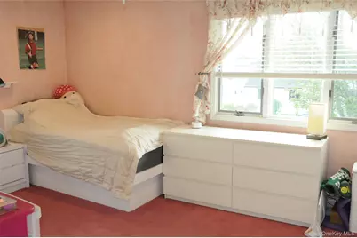 32 Kalda Lane, Plainview, NY 11803 - Photo 10