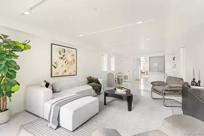 135 E 38th Street, New York, NY 10016 - Photo 2