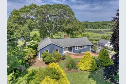 3 Bishop Avenue, Westhampton, NY 11977 - Photo 1