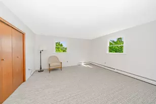 558 N Hawthorne St, Massapequa, NY 11758 - Photo 10