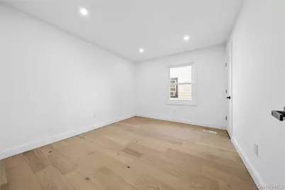 244 Brown Avenue, Hempstead, NY 11550 - Photo 12