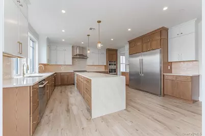 909 Greenfield Road, Woodmere, NY 11598 - Photo 8