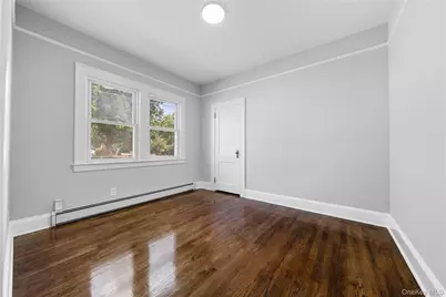 111 Central Avenue, Deer Park, NY 11729 - Photo 12